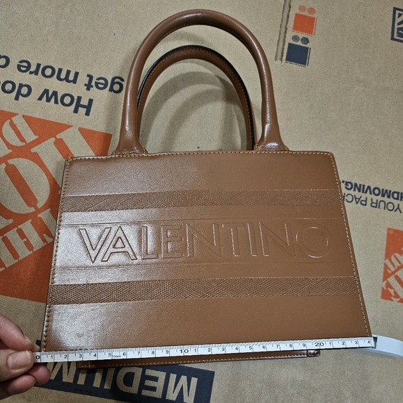 VALENTINO by Mario Valentino Victoria leather tote - Picture 7 of 7